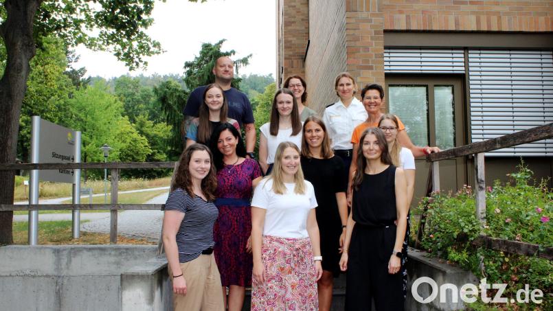 Gruppenbild vom ersten Treffen zur Wiederbelebung des Suchtarbeitskreises im Schwandorf. Bild: Matthias Meier/exb