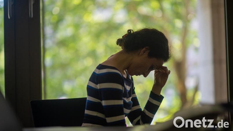 Wer ständig in einer negativen Gedankenspirale festhängt, blockiert sich im Beruf selbst. Symbolbild: Klaus-Dietmar Gabbert/dpa