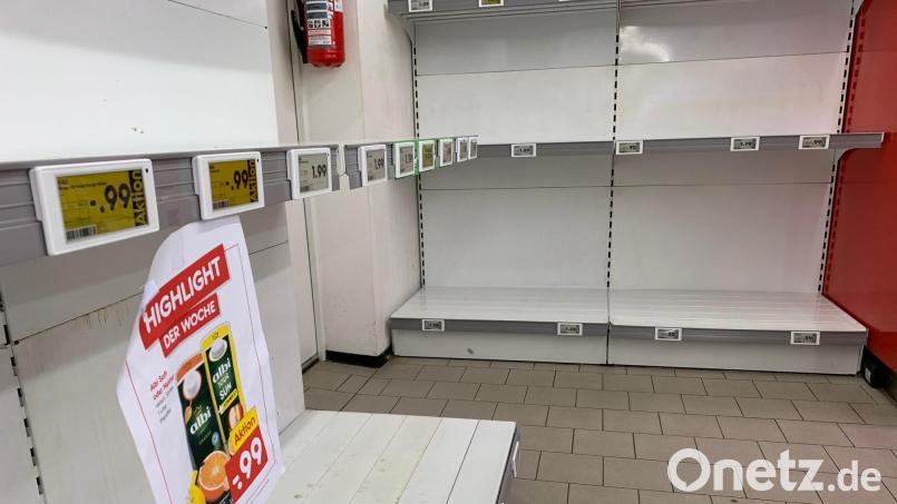 Vom Angebot keine Spur: So leer sind die Regale beim Netto in Altenstadt/WN. Bild: privat