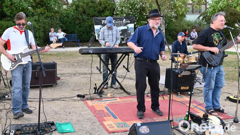 Rockomotive Breath war am vergangenen Sonntag zu Gast im Maltesergarten in Amberg. Bild: gf