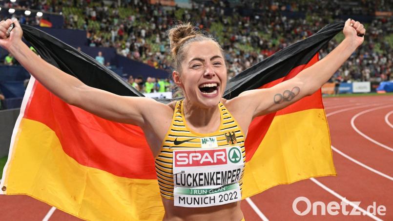 Gina Lückenkemper kann ihr Glück kaum fassen: Europameisterin über die 100 Meter. Bild: Sven Hoppe/dpa