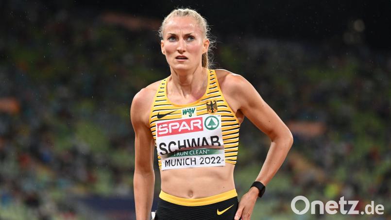 Corinna Schwab ist nach ihrem 200-Meter- Lauf enttäuscht. Bild: Angelika Warmuth/dpa