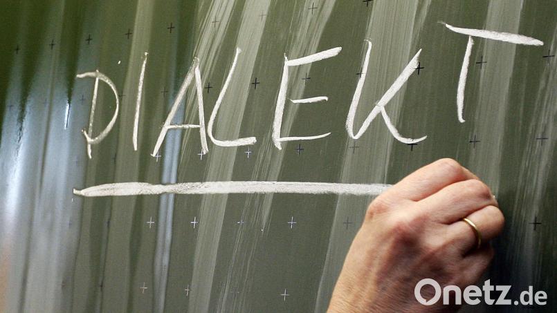Eine Umfrage will herausfinden, wie die Bürgerinnen und Bürger im Landkreis Wunsiedel ihre Heimatorte aussprechen. Bild: Daniel Karmann/dpa