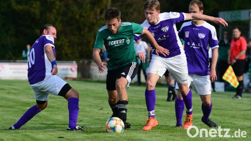 Am Samstagabend heißt es in Wernberg wieder "Lila-Weiß" gegen "Grün-Weiß": Der TSV Detag empfängt dem Lokalrivalen FC. Archivbild: mhs