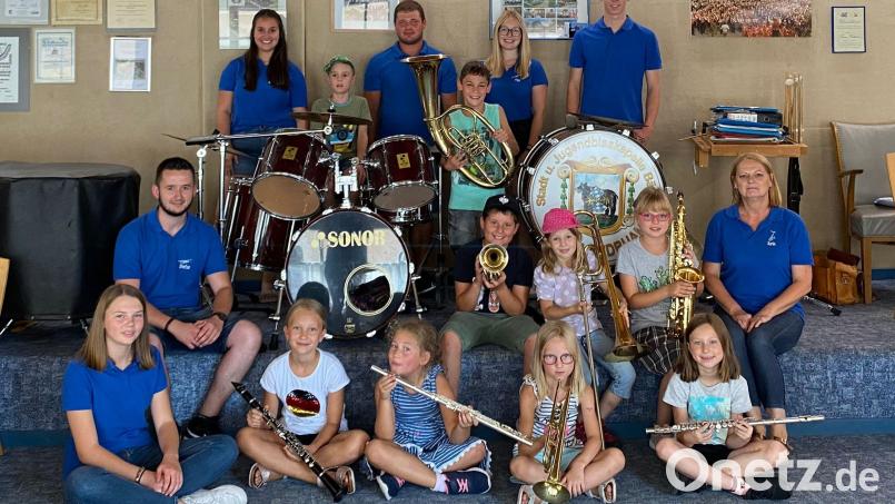 Das Siegerteam aus der Musikrallye des Ferienprogramms der Stadt- und Jugendblaskapelle &quot;Grenzlandbuam&quot; Bärnau erhielt Eisgutscheine. Bild: Stadt- und Jugendblaskapelle Bärnau/exb