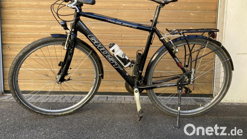 Wem gehört dieses Ghost-Fahrrad? Dieser Frage geht die Polizei Waldsassen nach. Bild: Polizeiinspektion Waldsassen/exb