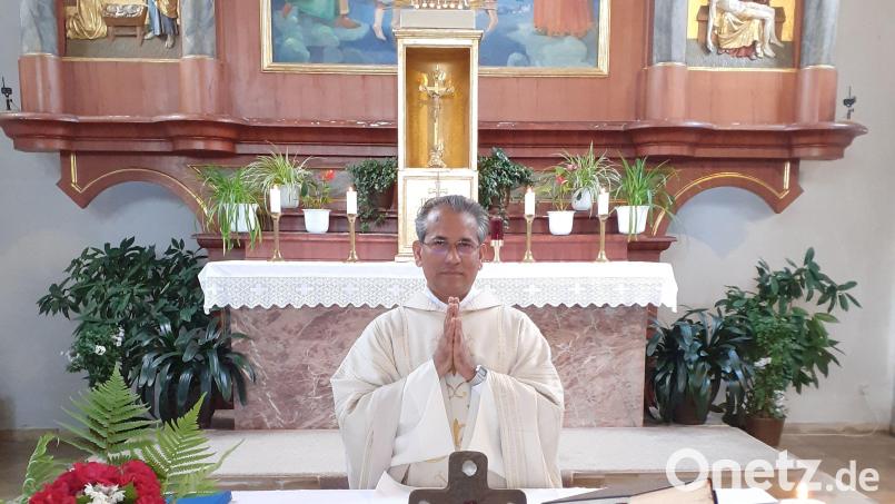 Dr. James Mudakil wird ab 1. September die Pfarrei Parkstein/ Kirchendemenreuth übernehmen Bild:  Elfriede Schwarzmeier /exb