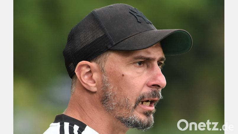 Für den Kulmainer Trainer Elvir Zekic zählt gegen Aufsteiger Reuth nur ein Sieg. Bild: G. Büttner
