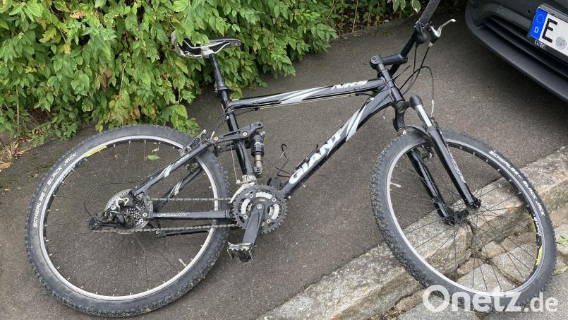 Der Dieb hat an einem der Tatorte ein Mountainbike zurückgelassen, welches bislang nicht zugeordnet werden konnte. Bild: pivo/exb