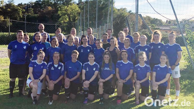 Frauenteam des SV Altenstadt/Voh. im Trainingslager am Gardasee Bild: fvo
