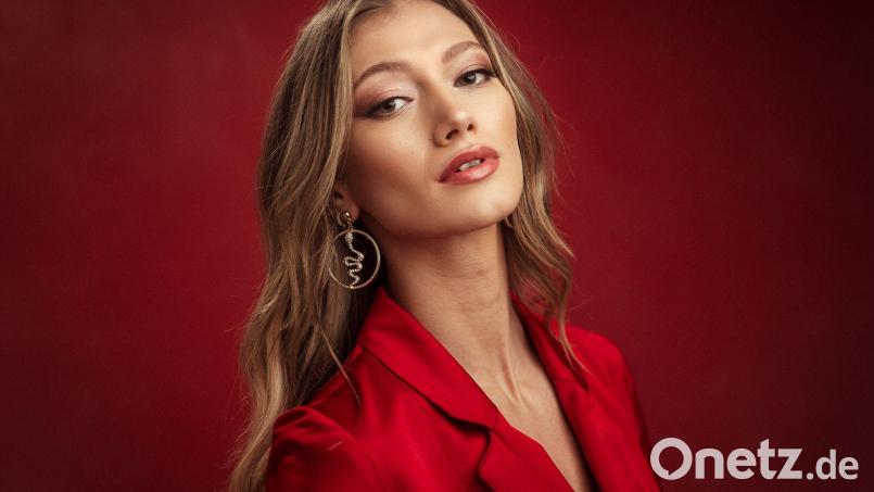 &quot;Leony&quot;, das ist Leonie Burger aus Chammünster. In der letzten Staffel &quot;DSDS&quot; wird sie neben Dieter Bohlen in der Jury sitzen. Bild: RTL / Viktor Schanz
