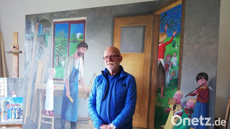 Jan Knap in seinem Atelier in Plana. Der tschechische Künstler stellt ab Ende Oktober im Museumsquartier in Tirschenreuth aus. Bild: Museumsquartier Tirschenreuth/exb