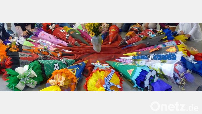 Zum Schulstart gibt's für die Abc-Schützen prall gefüllt Schultüten. Symbolbild: fvo