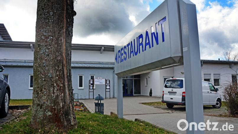 Das Stadthallen-Restaurant soll ab Mitte November Spezialitäten von Peloponnes und aus der Ägis auftischen. Es wäre das zweite griechische Lokal in Neustadt. Bild: Gabi Schönberger