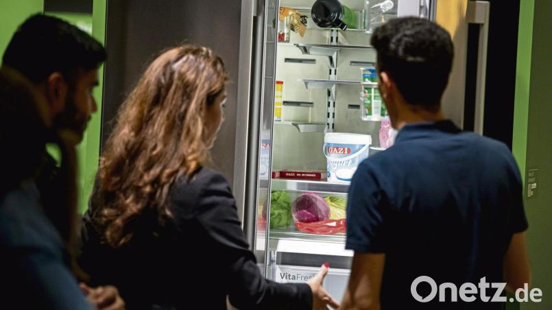 Neue Kühlschränke sind meist energieeffizienter als ältere Modelle. Finanziell lohnt sich die Neuanschaffung aber meist erst nach mehreren Jahren. Symbolbild: Fabian Sommer/dpa