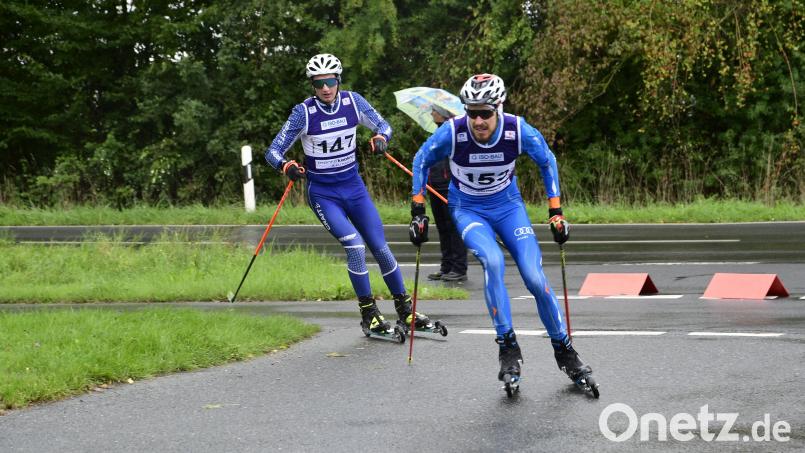 Ein spannendes Rennen lieferten sich Jakob Lauerer vom SCMK Hirschau (Startnummer 153) mit Tobias Buschek vom SC Furth im Wald (147), das Lauerer letztlich für sich entschied. Bild: chl