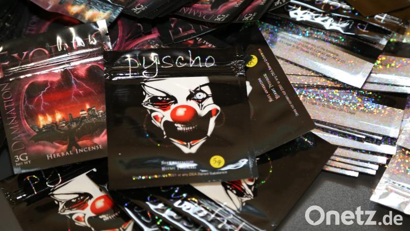 Die Polizei warnt vor dem Konsum von Kräutermischungen. Symbolbild: Polizeipräsidium Oberpfalz