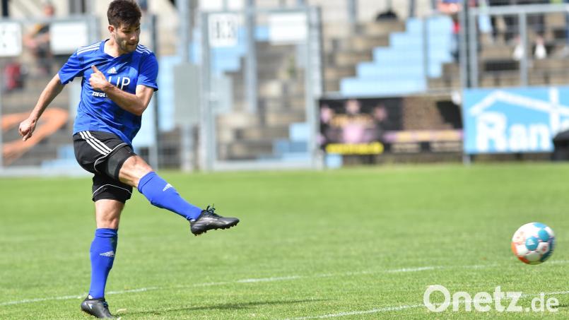 Paul Weidhas steht nach seiner Rückkehr aus Kanada wieder im Aufgebot der SpVgg SV Weiden. Bild: A. Schwarzmeier