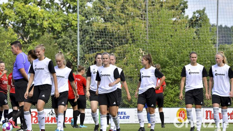 Die Fußballerinnen des TSV Theuern verloren bei Schwaben Augsburg mit 0:1. Archivbild: Hubert Ziegler