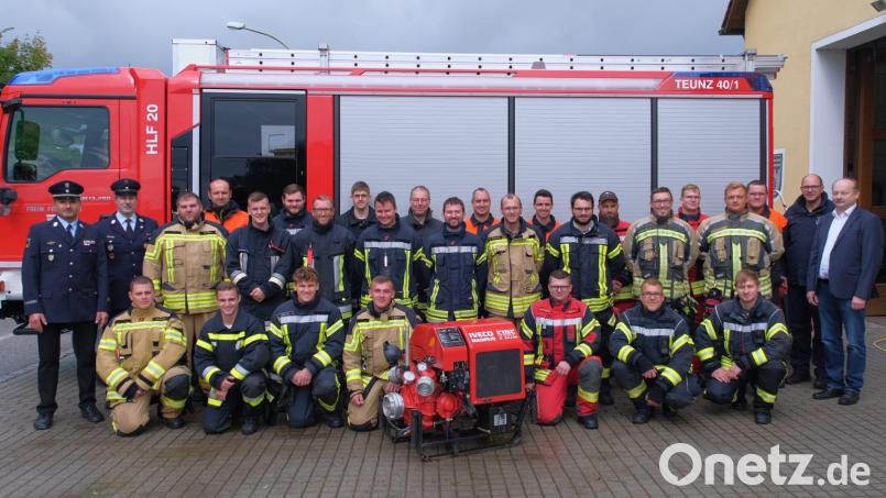 Bei der Feuerwehr Teunz wurden in den vergangenen Wochen Maschinisten für mehrere Feuerwehren ausgebildet. Bild: tkr