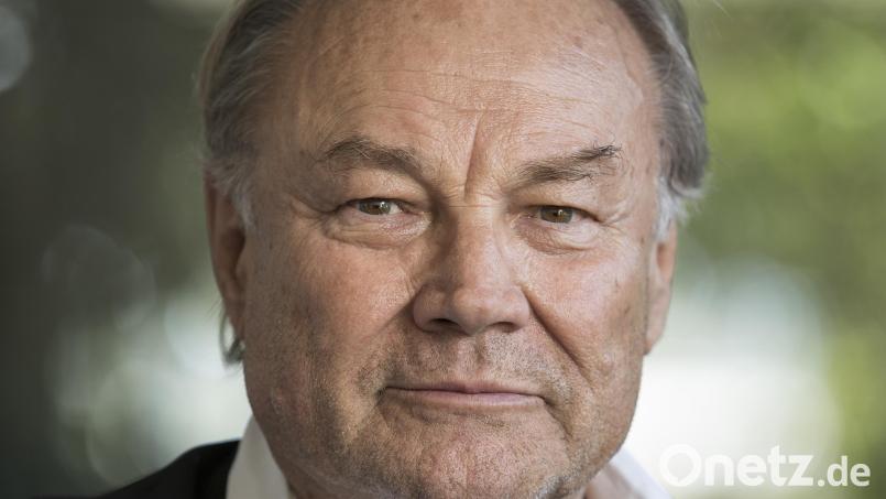Schauspieler Klaus Maria Brandauer sorgte im Amberger Stadttheater für Ovationen. Bild: Nik Hunger/exb