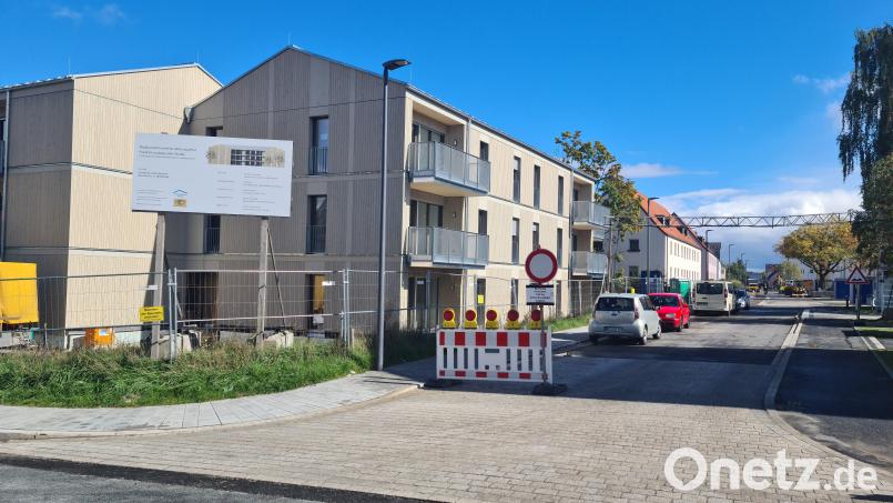 Der Neubau des Landkreissiedlungswerks und die Neugestaltung der Eichendorffstraße sollen bald abgeschlossen sein. Bild: sne