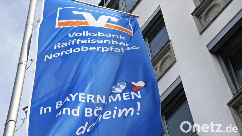 Die Volksbank Raiffeisenbank Nordoberpfalz wollte mit der Raiffeisenbank Neustadt-Vohenstrauß und der Raiffeisenbank Oberpfalz NordWest fusionieren – doch daraus wird nun nichts. Archivbild: Petra Hartl