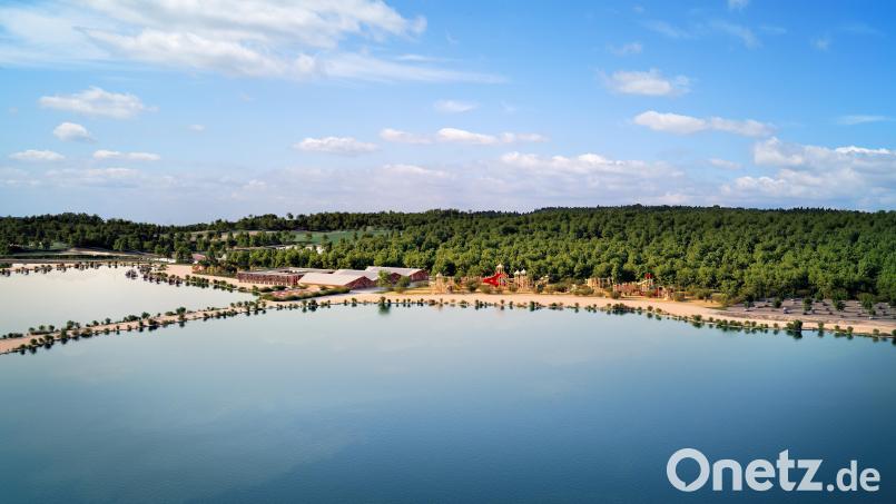 Eine Grafik zeigt die mögliche Zukunft: So könnte das Areal am Westufer des Freizeitsee Dießfurt einmal aussehen - mit Ferienhäusern, Hotel, Eventhalle, Abenteuerspielplatz und Parkplätzen. Grafik: Eneca Management- und Beteiligungs-GmbH / inMotion Park GmbH
