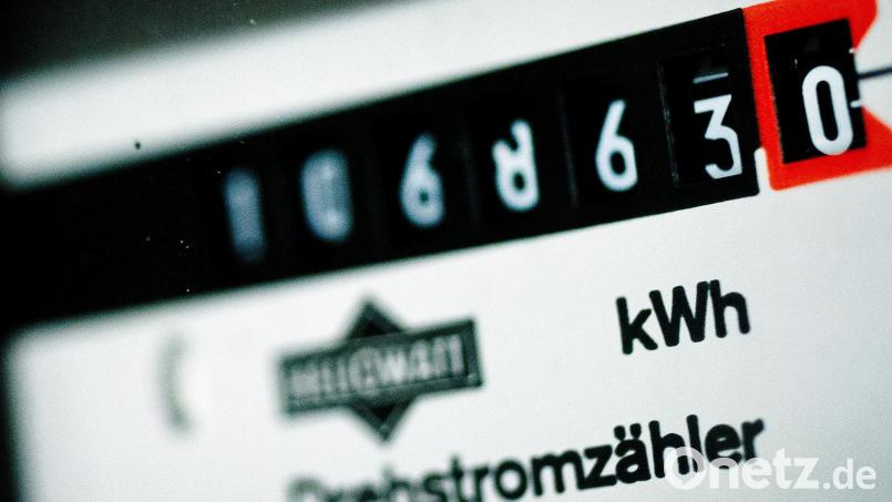 Wer einem unbekannten Anrufer seinen Zählerstand und die Zählernummer mitteilt, schließt möglicherweise einen neuen Vertrag ab, ohne es zu wollen. Symbolbild: Federico Gambarini/dpa