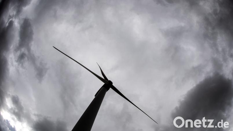 Der Marktgemeinderat Schmidmühlen meldet keine Vorrangflächen für Windkraftstandorte aus seinem Bereich an den Regionalen Planungsverband Oberpfalz-Nord. Symbolbild: Federico Gambarini/dpa