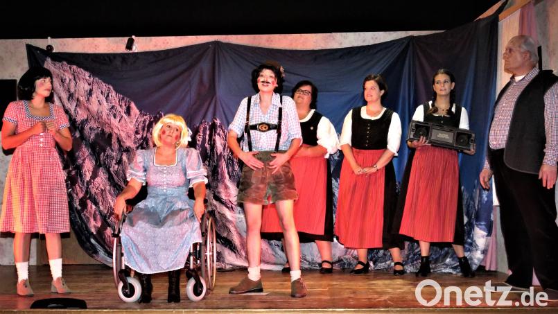 Das Theaterstück &quot;Die Peepshow&quot; hat den Darstellerinnen und Darstellern im Jahr 2019 einiges abverlangt. Aber es ging alles gut. Das nicht leichte Stück wurde mit großem Erfolg gefeiert. Archivbild: ubb