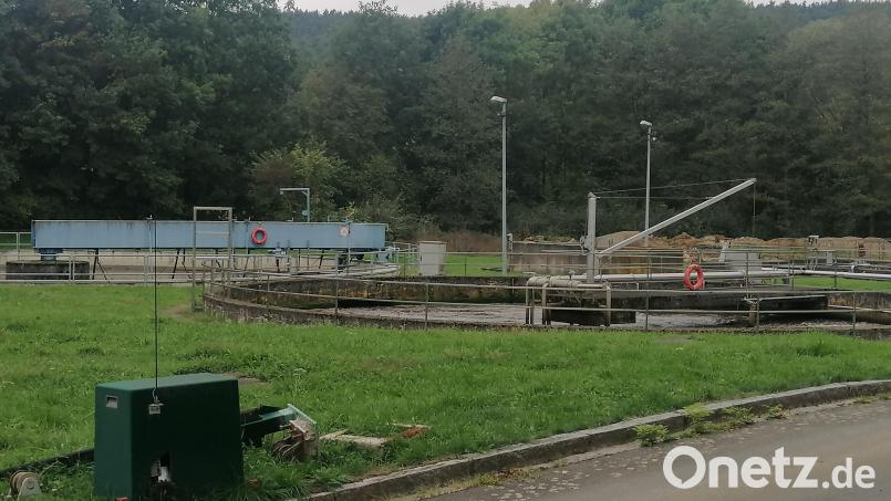 Bei der Nabburger Kläranlage soll ein Klärgas-Blockheizkraftwerk errichtet werden. Innerhalb von vier Jahren hätte es sich amortisiert. Bild: wrl