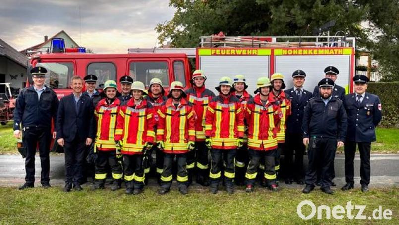 Eine Leistungsprüfung absolviert eine Gruppe der Feuerwehr Hohenkemnath. Bild: exb