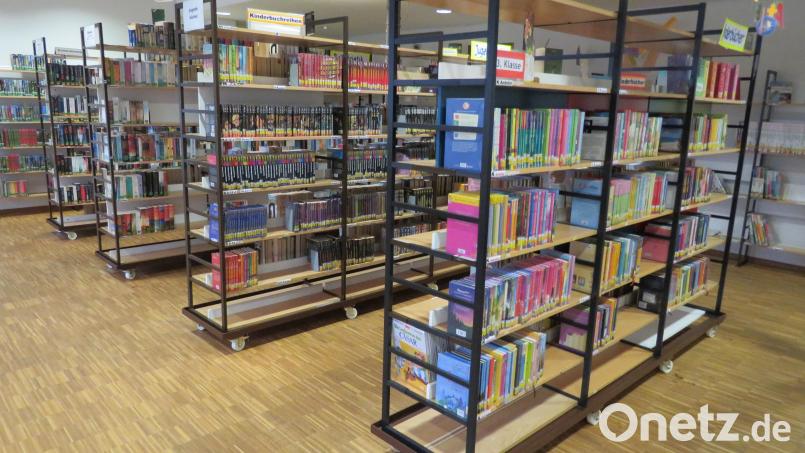6500 Bücher stehen in der Pfarr- und Gemeindebücherei Altenstadt parat. Ausleihe ist immer Donnerstag und Sonntag. Bild: adj