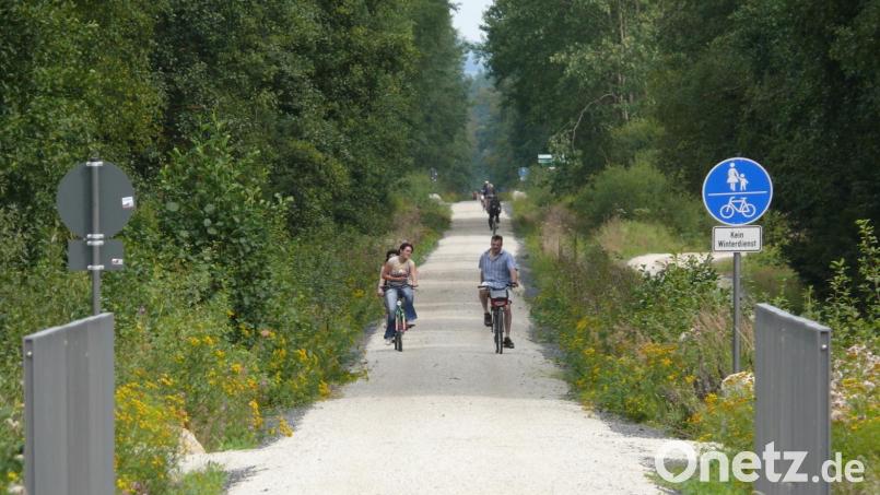 Ab sofort können Radfahrer wieder das Fahrradklima vor ihrer Haustür bewerten, auch im Landkreis Tirschenreuth. Hier ist der Vizinalbahnradweg zu sehen. Archivbild: tr