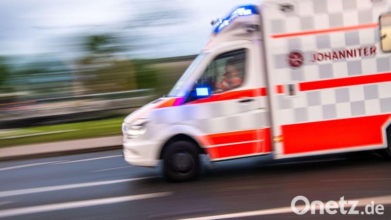 Eine 60-Jährige ist bei einem Unfall auf der A 9 schwer verletzt worden. Symbolbild: Lino Mirgeler/dpa