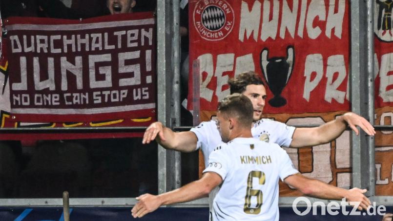 Leon Goretzka (hinten( traf zwei Mal. Bild: Peter Kneffel