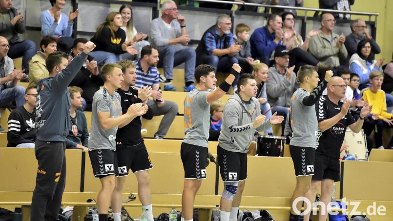 Unterstützung von der Bank für die HG Amberg. Am Sonntag gehts zum TV Altdorf. Archivbild: Hubert Ziegler