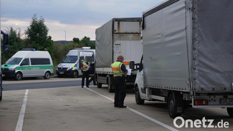 Eine Großkontrolle bei Lkw in der Oberpfalz brachte einige Befunde. Symbolbild: jut