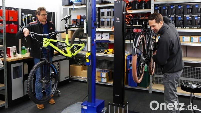 ATU testet einen Fahrrad-Service in einer Filiale in München-Moosach. Bild: ATU