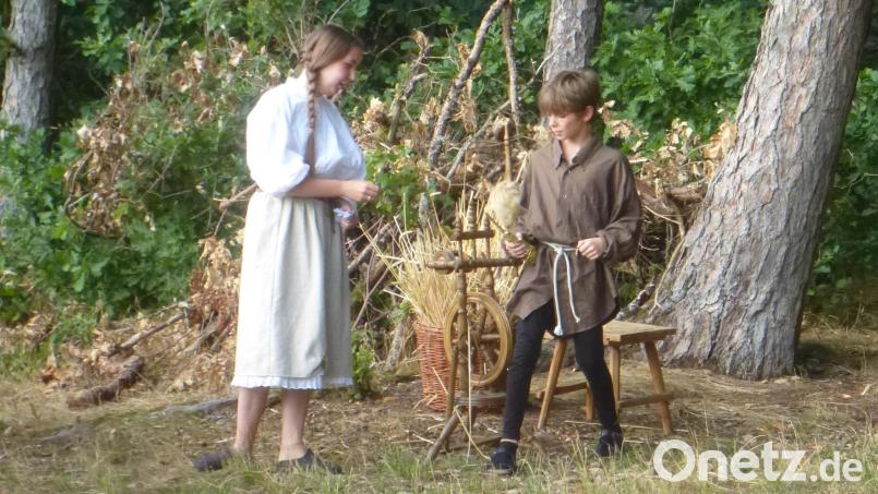 Die Märchenwanderung in neuer Form zog heuer rund 350 Besucher an. Archivbild: mad