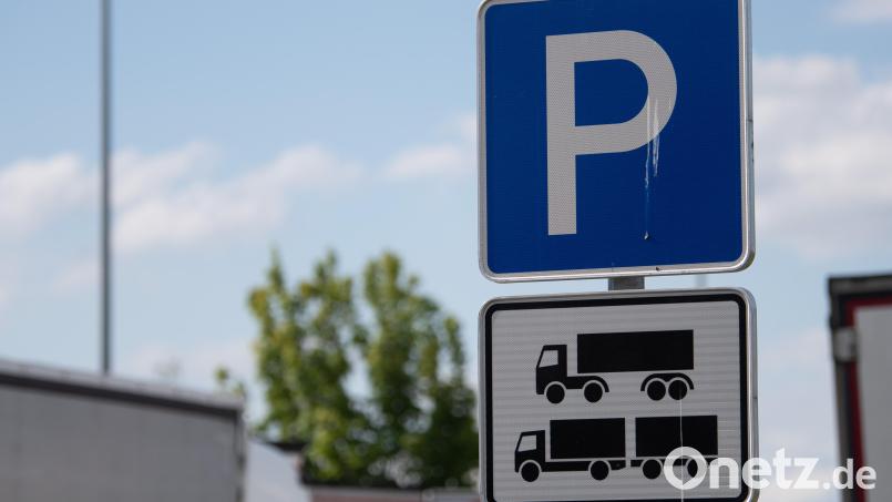 An der A9 ist ein junger Fernfahrer von einer mutmaßlichen Prostituierten bestohlen worden. Symbolbild: Sebastian Gollnow