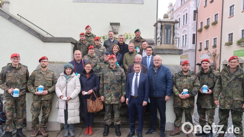 Der Volksbund Deutsche Kriegsgräberfürsorge startet mit der Prominentensammlung. Bild: Kunz