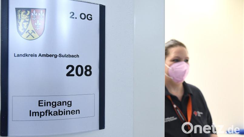 In den letzten beiden Monaten des Jahres 2022 wechselt der Betreiber der beiden Impfzentren in Amberg und Sulzbach-Rosenberg. Bild: Petra Hartl