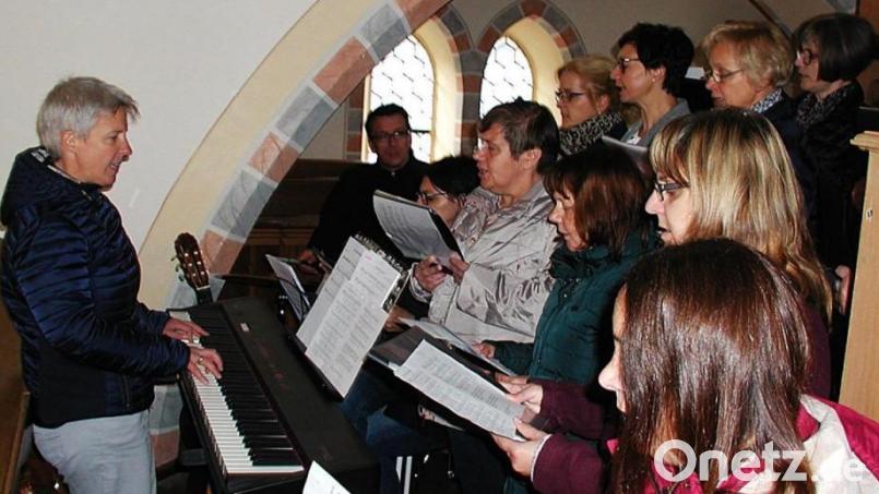 "Inshallah" wurde im vergangenen Jahr 25 Jahre alt. Ein Jahr später wird das Jubiläum nun nachgefeiert. Das Foto entstand bei einem Auftritt 2019 in der Kirche in Nagel. Archivbild: ld