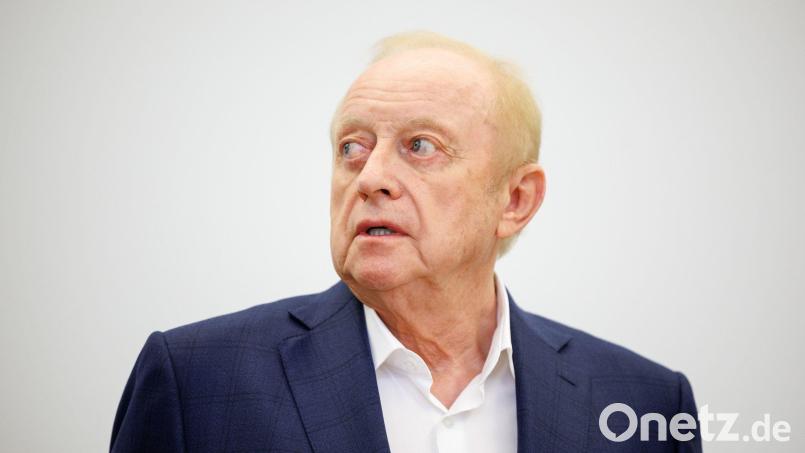 Alfons Schuhbeck, Koch und Unternehmer, ist zu einer Haftstrafe verurteilt worden. Bild: Matthias Balk/dpa