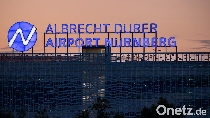 Der Flug von Nürnberg nach Palma de Mallorca endete für sechs Männer bereits vorzeitig auf dem Rollfeld. Bild: Daniel Karmann