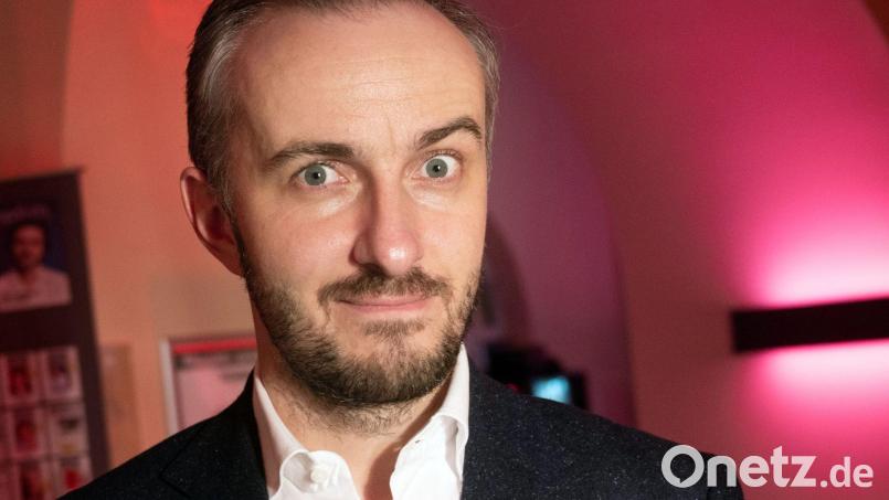 Jan Böhmermann hat nach eigenen Angaben als geheim eingestufte hessische NSU-Akten veröffentlicht. Bild: Christophe Gateau/dpa