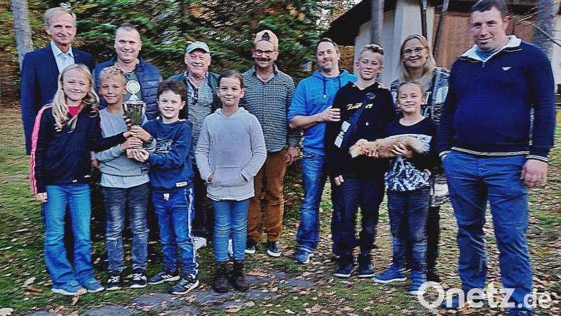 Pokale und Sachpreise gibt es am Ende für die erfolgreichen Teilnehmer. Bild: R. Kreuzer