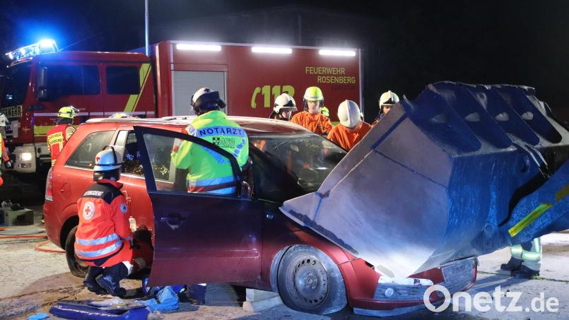 Egal zu welcher Tages- oder Nachtzeit, die Jugendgruppe der Feuerwehr Rosenberg musste insgesamt fünfmal ausrücken und unterschiedliche Einsatzszenarien meistern. Bild: mfh